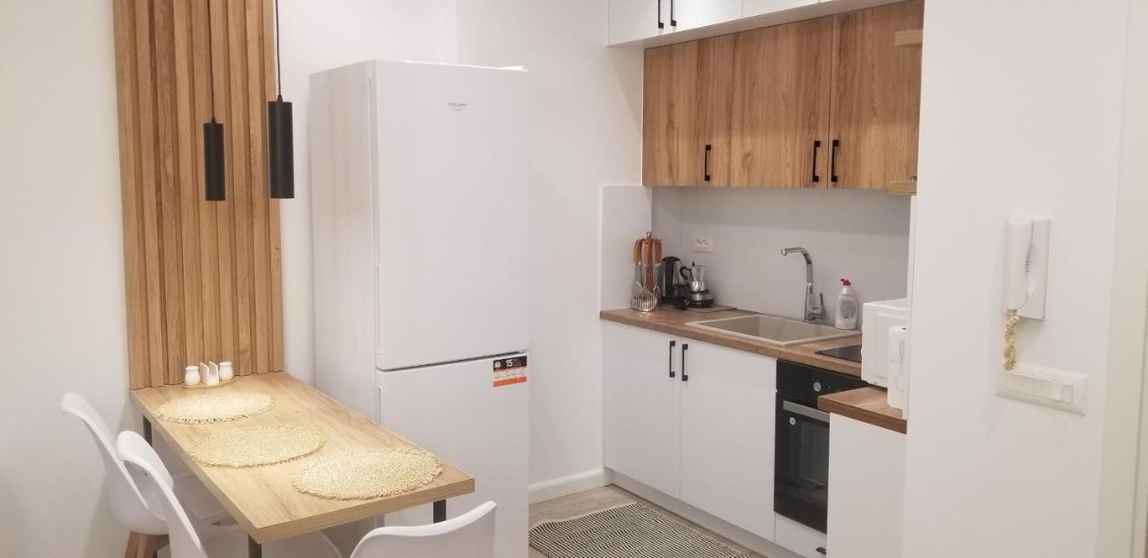 2A Near Blloku Area Apartment 티라나 외부 사진